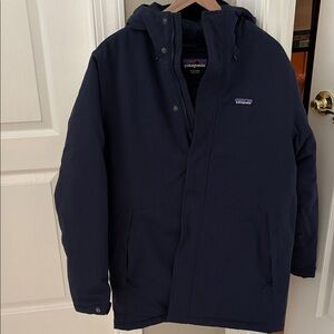 Patagonia Men's Dark Blue Parka Med NWOT